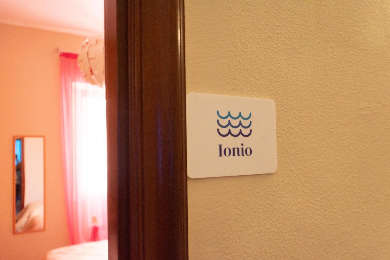 Blue Wave Bed&Breakfast Σαλέρνο Εξωτερικό φωτογραφία